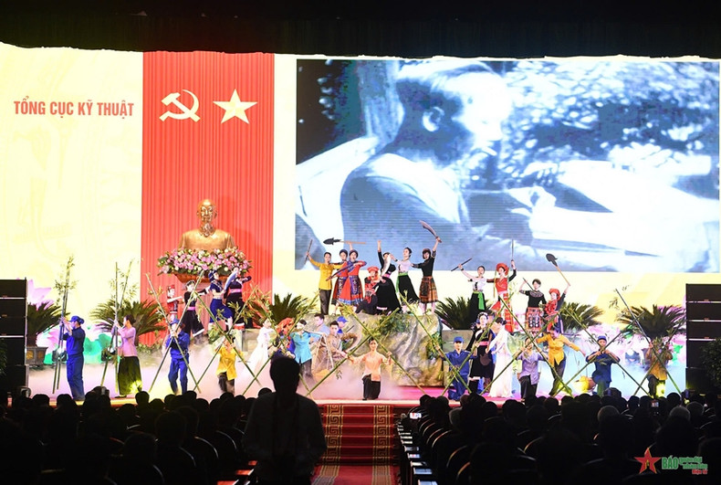 文艺节目。 文艺节目。