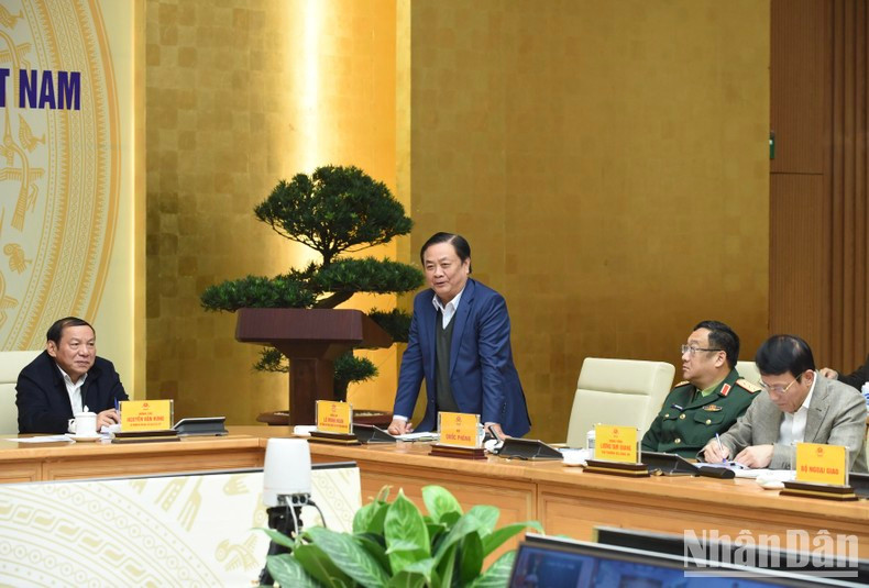 农业与农村发展部副部长黎明欢发言。