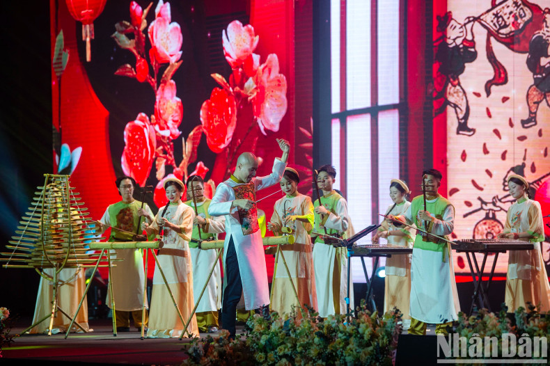 文艺节目。 文艺节目。