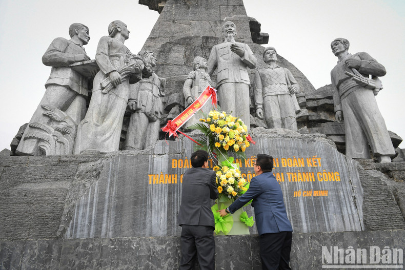 《人民报》社工作组与莱州省省委举行工作会议【组图】 ảnh 7