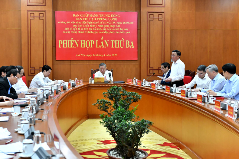 苏林总书记主持召开总结第18-NQ/TW号决议的中央指导委员会第三次会议【组图】 ảnh 4