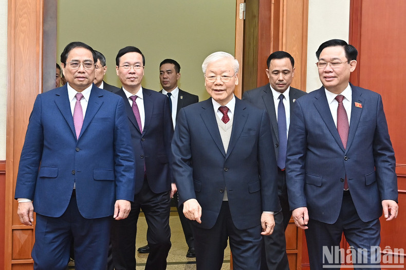 越共中央总书记阮富仲向党和国家领导、前领导拜年【组图】 ảnh 1 越共中央总书记阮富仲向党和国家领导、前领导拜年【组图】 ảnh 1
