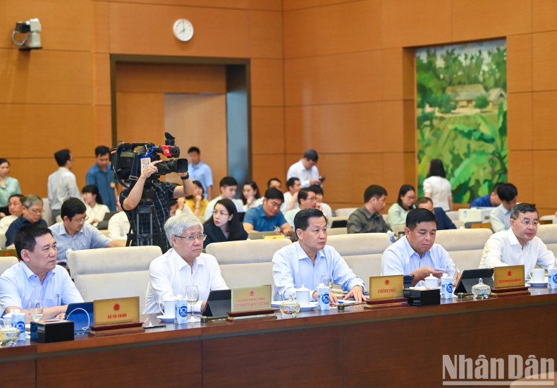 与会代表。 与会代表。