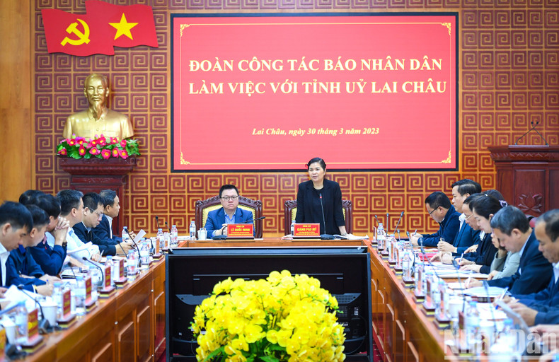 《人民报》社工作组与莱州省省委举行工作会议【组图】 ảnh 1