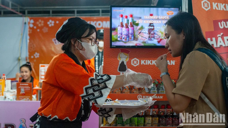 各组织、企业推广产品。