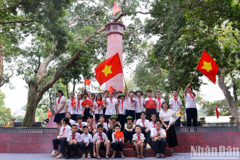 学生们合影。 学生们合影。