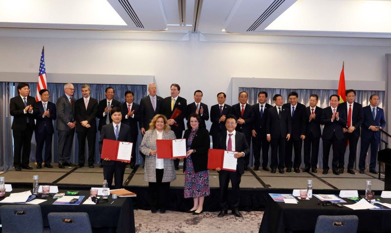 越南国家主席武文赏出席越美伙伴合作备忘录签署仪式。 越南国家主席武文赏出席越美伙伴合作备忘录签署仪式。