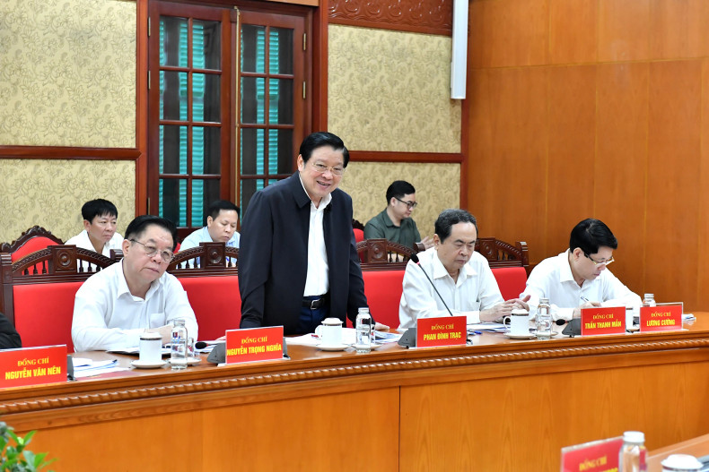 苏林总书记主持召开总结第18-NQ/TW号决议的中央指导委员会第三次会议【组图】 ảnh 7