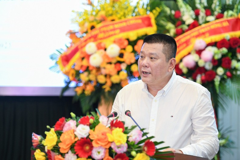 《人民报》社网络部主任阮玉青在仪式上发表讲话。 《人民报》社网络部主任阮玉青在仪式上发表讲话。