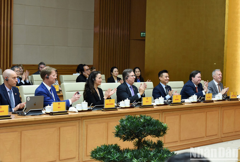 美国大型企业、集团代表出席会晤。 美国大型企业、集团代表出席会晤。