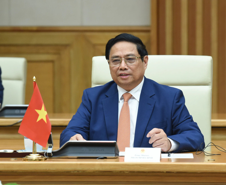 越南政府总理范明正会见保加利亚总统鲁门·拉德夫时发表讲话。 越南政府总理范明正会见保加利亚总统鲁门·拉德夫时发表讲话。