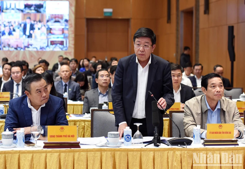 河内市人委会副主席杨德俊在会上表示，河内市保障性住房用地面积400公顷。