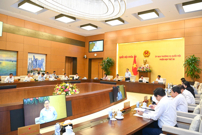 预计，国会常委会第38次会议于10月7日至10日和10月14日召开。