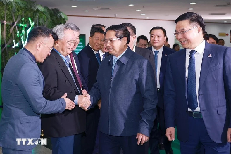 政府总理范明正出席油气部门2025年工作计划部署会议。 政府总理范明正出席油气部门2025年工作计划部署会议。