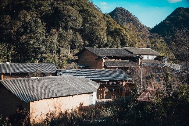 劳沙村有着山区村庄特有的美,那就是宁静、祥和,远离喧嚣。 劳沙村有着山区村庄特有的美,那就是宁静、祥和,远离喧嚣。