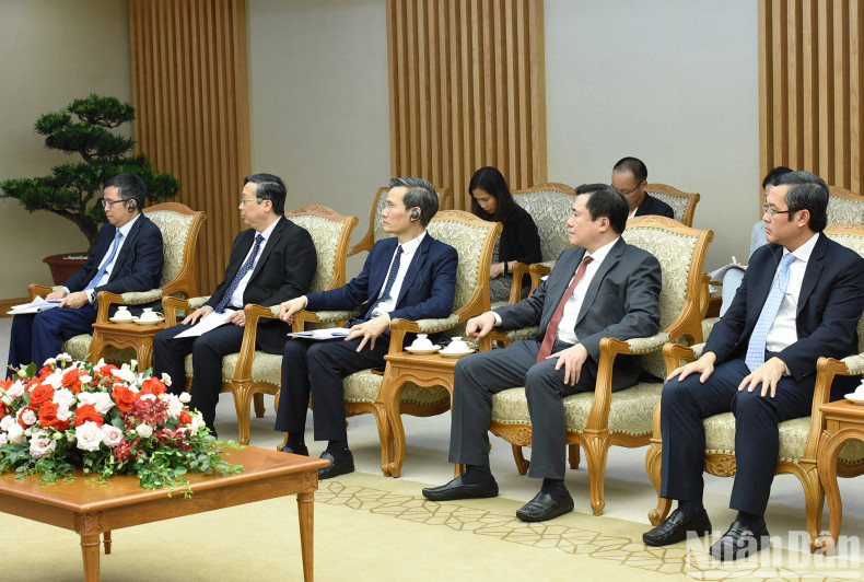 越南政府机构领导出席活动。