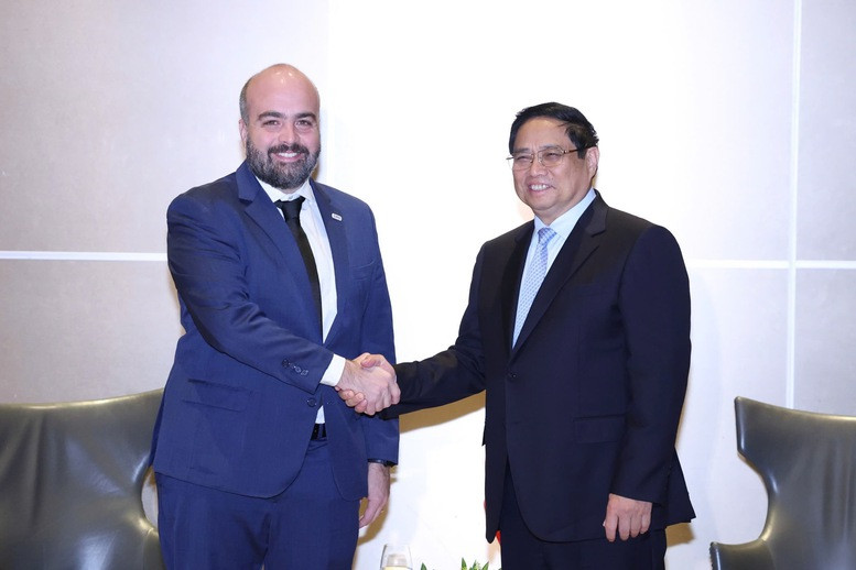 越南政府总理范明正会见巴西JBS公司首席执行官马斯奥。（图片来源：VGP）