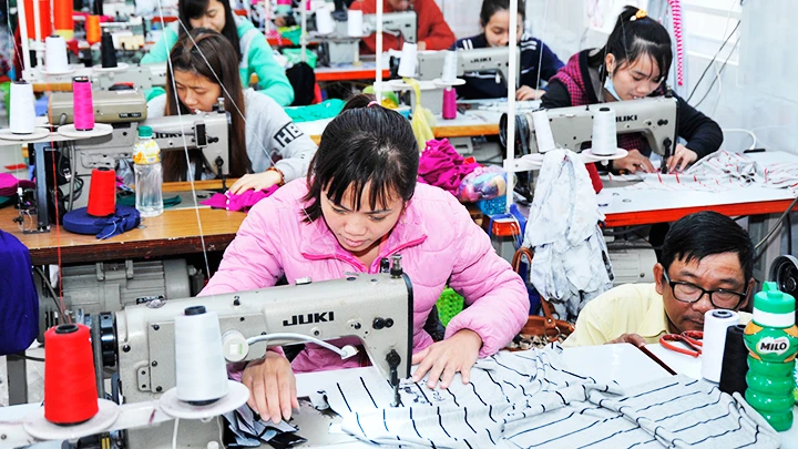 企业界刚经历过困难重重的2023年。（双英 摄）