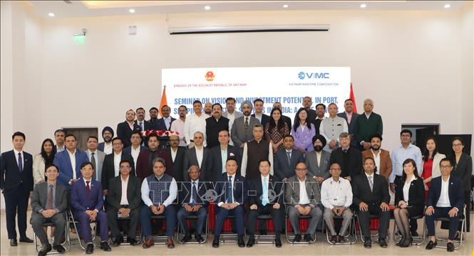 与会代表合影。(图片来源:越通社) 与会代表合影。(图片来源:越通社)