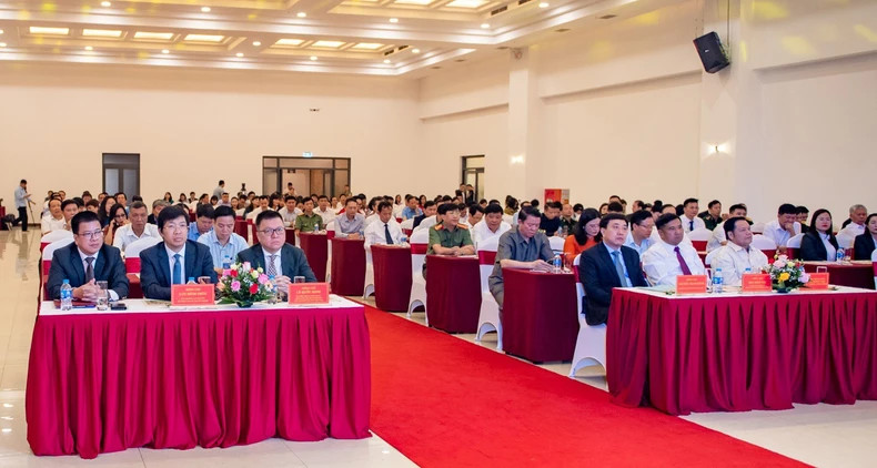 越南《河江报》成立60周年纪念典礼场景。