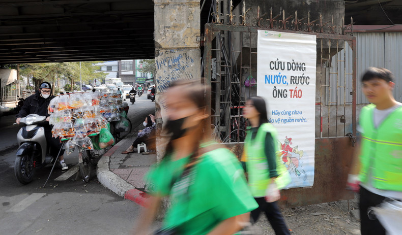 “为2025年灶王节行动”战役于腊月22日和23日举行。 “为2025年灶王节行动”战役于腊月22日和23日举行。