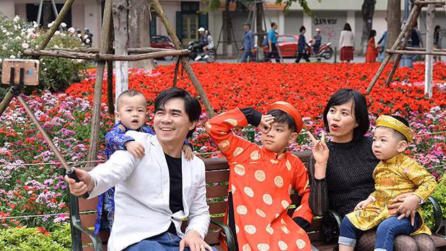 河内市腊月三十日的气氛（组图） ảnh 10