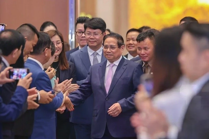 领导小组由政府总理范明正担任组长。