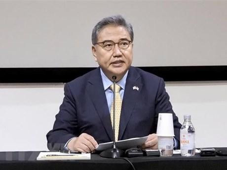 韩国外长朴振。