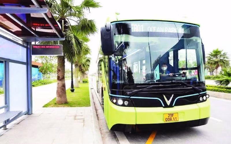 VinFast电动巴士。