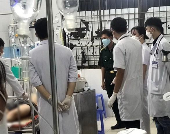 越南及时营救中国籍船上9名疑似食物中毒船员。