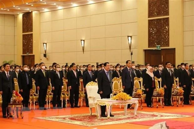 与会代表。