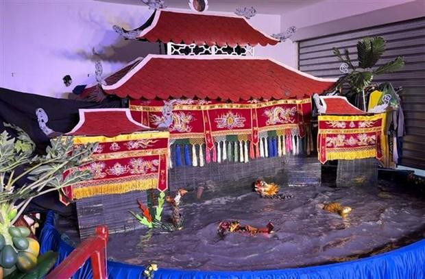 越南水上木偶与法国公众见面。