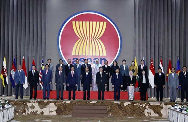越南国家主席阮春福会见东盟秘书处领导。