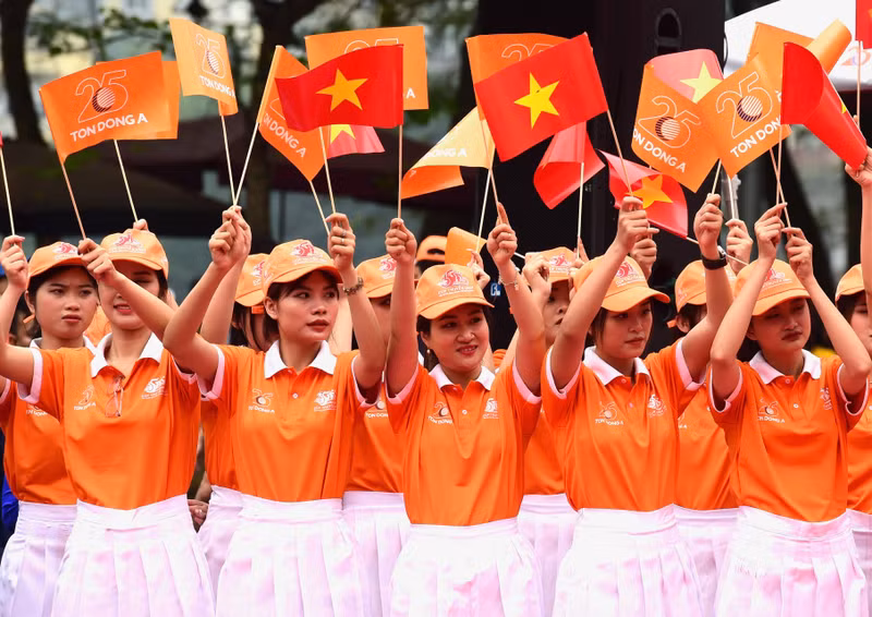 拉拉队。（陈海 摄）