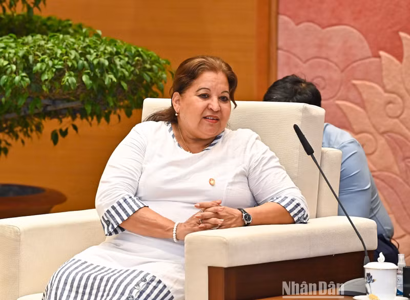 古巴妇联总书记阿玛雷耶。 古巴妇联总书记阿玛雷耶。