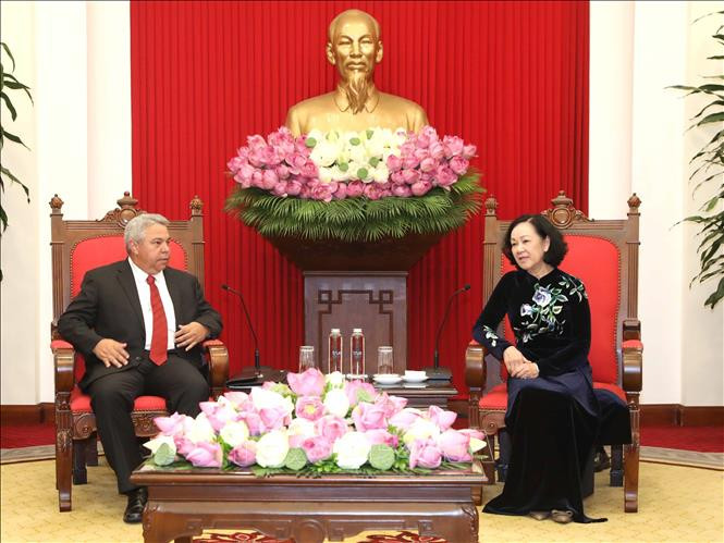 中央组织部部长张氏梅会见古巴共产党中央政治局委员、古巴劳动者中央工会秘书长、世界工会联合会副主席乌利塞斯·吉拉特·德纳西米恩托。