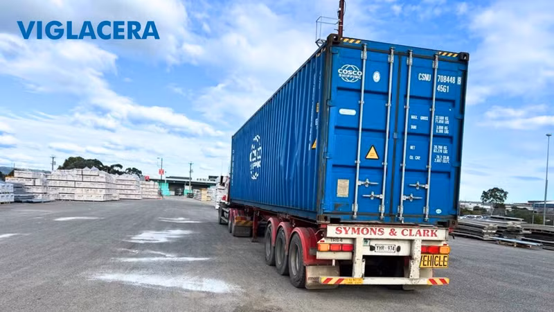 越南建筑玻璃与陶瓷总公司成功向澳大利亚出口首批蒸压加气混凝土产品。