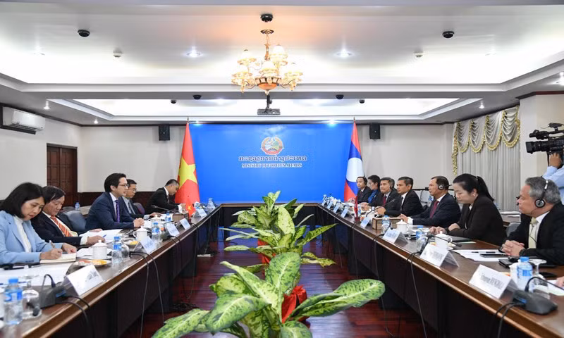 第八次越老外交部政治磋商会场景。