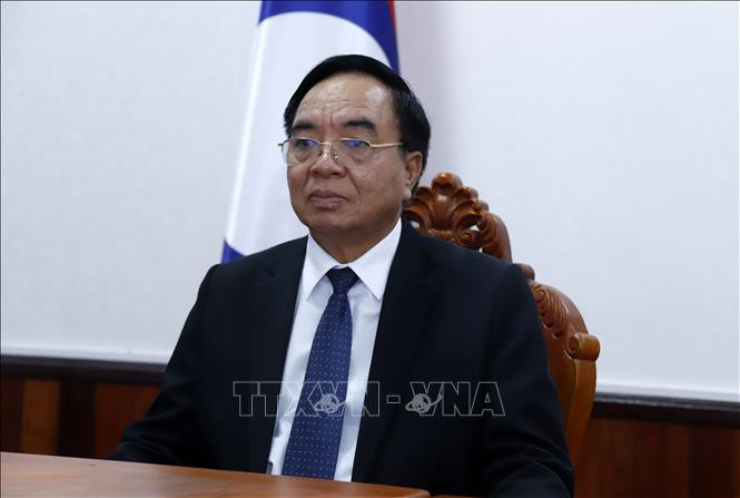 老挝计划投资部长、越老合作委员会老方主席坎詹·冯福西接受越通社驻万象记者采访。（图片来源：越通社）