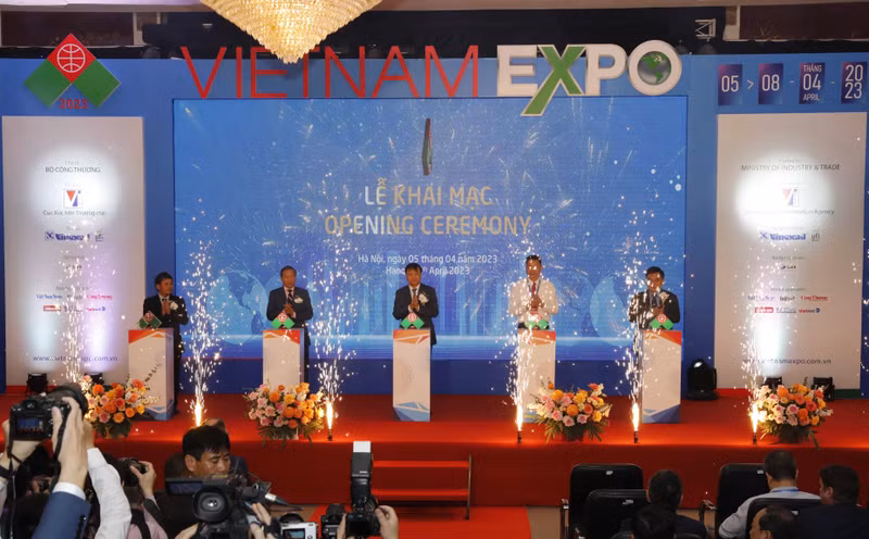 2023年越南国际贸易博览会在河内国际展览中心拉开序幕。