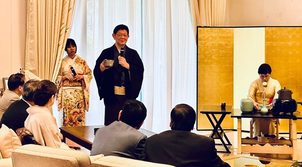 庆祝越日建交50周年茶艺交流。