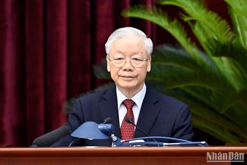 越共中央总书记阮富仲：大力推进革新事业 胜利实施党十三大的决议