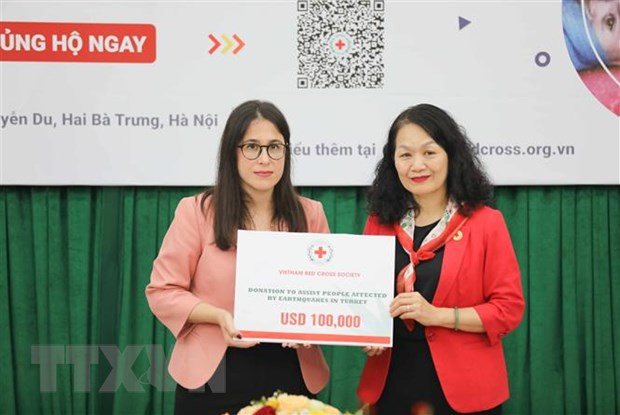越南红十字会向土耳其和叙利亚地震受灾民众提供20万美元初步援助。