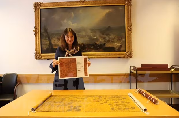 安娜贝尔·德·盖洛普女士。