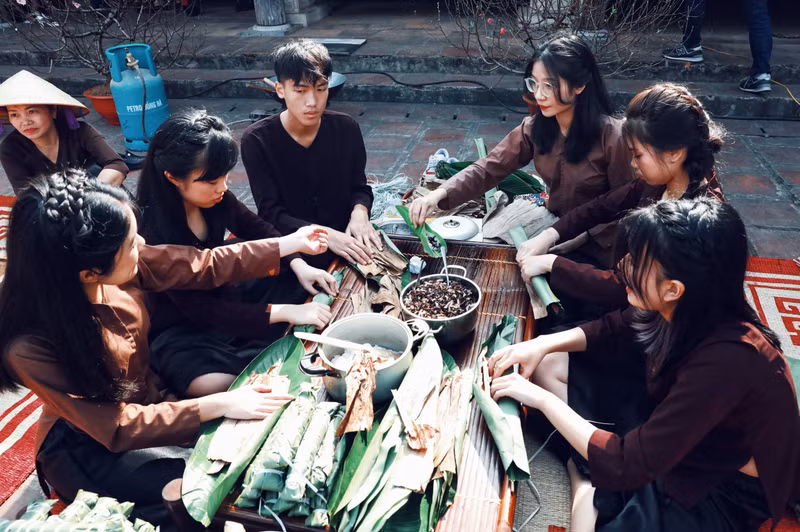 迎新春，唐林古村人民少不了传统圆形粽子。