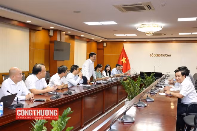 会议场景。（图片来源：工贸报）