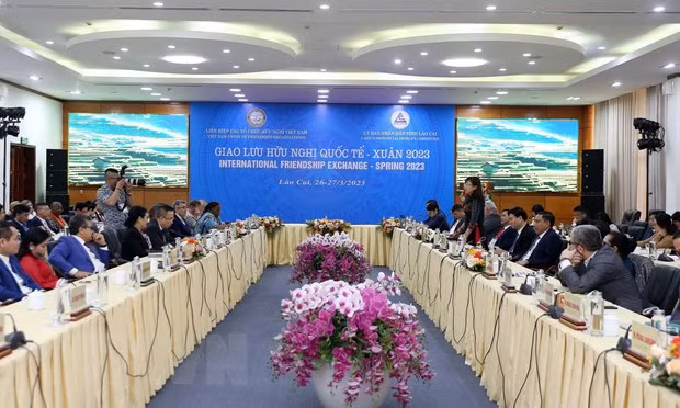 2023年春季国际友好交流会场景。