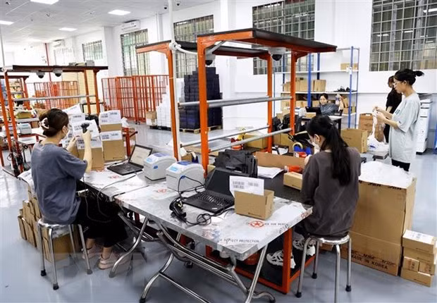 附图：电商平台助力提升越南商品销售效率。