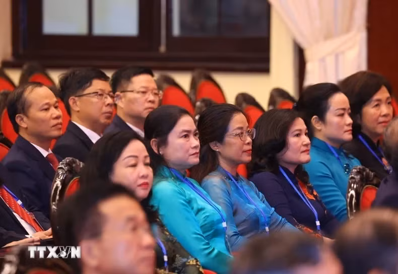 参加培训班的各位干部。