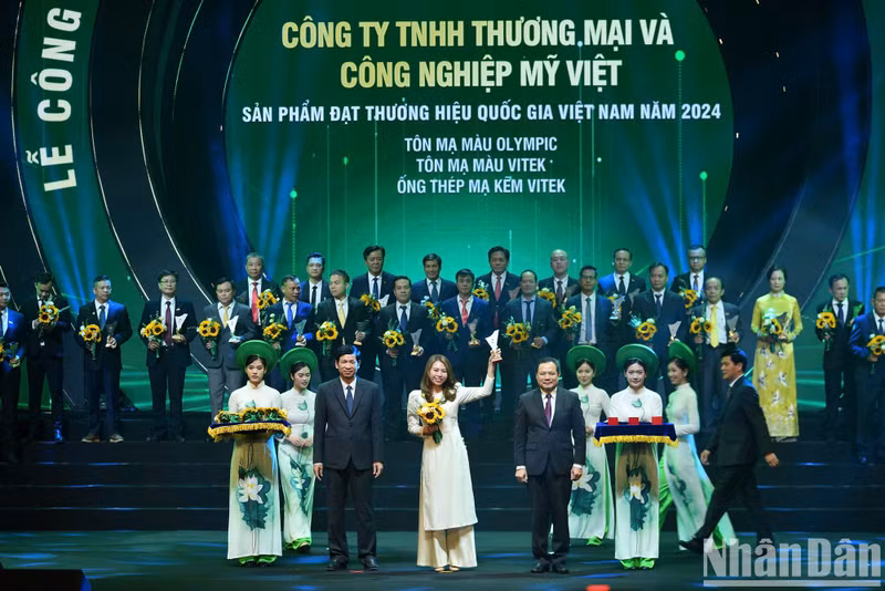 今年“国家品牌”产品公布仪式上，组委会已公布190家企业的359个获得2024年“国家品牌”的产品。